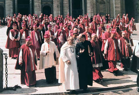 O ANTIGO E NOVO TESTAMENTO