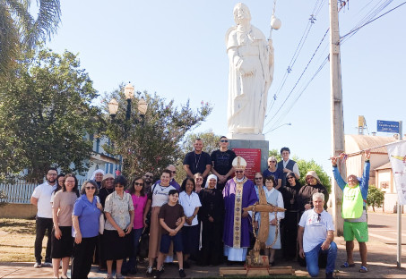 RELIGIOSOS PERCORREM CAMINHO INICIÁTICO DE SANTIAGO PRESENTE EM NOSSA DIOCESE